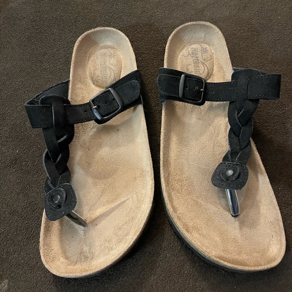 SANDALS - Picture 1 of 2